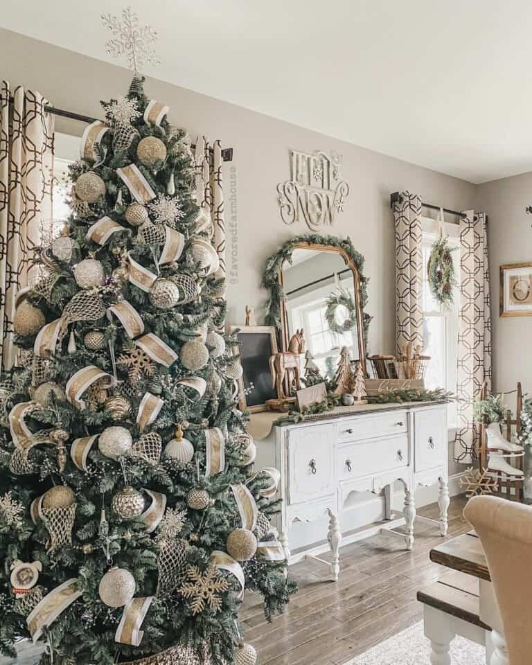 White Gold Ribbon Garland