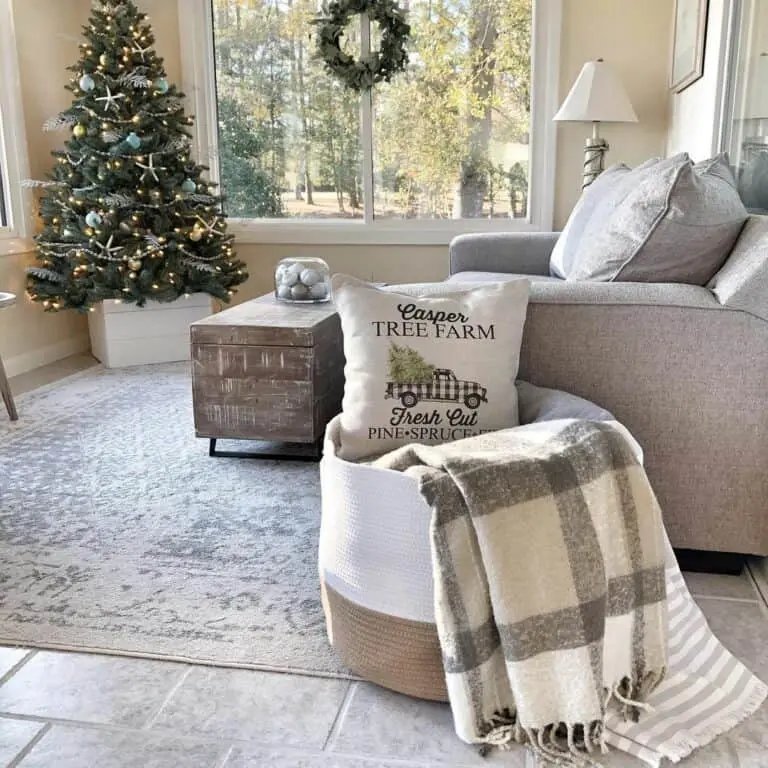 White Shiplap Base