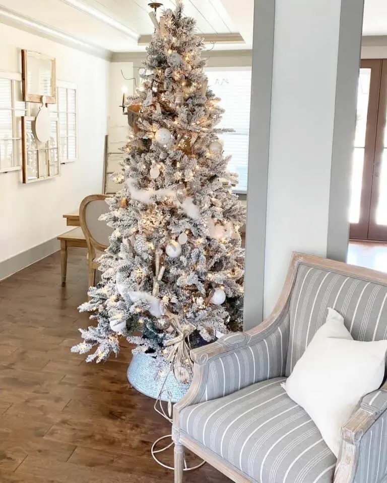 White Tree Farmhouse Dining