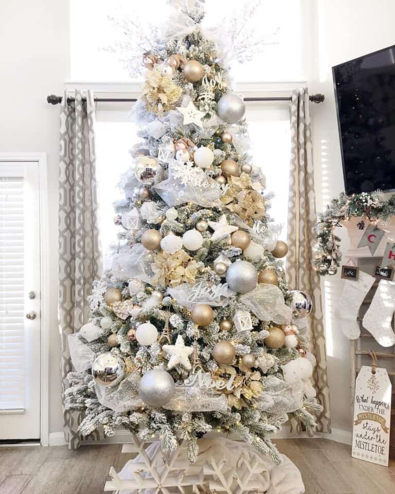 White Tree Gold Ornaments
