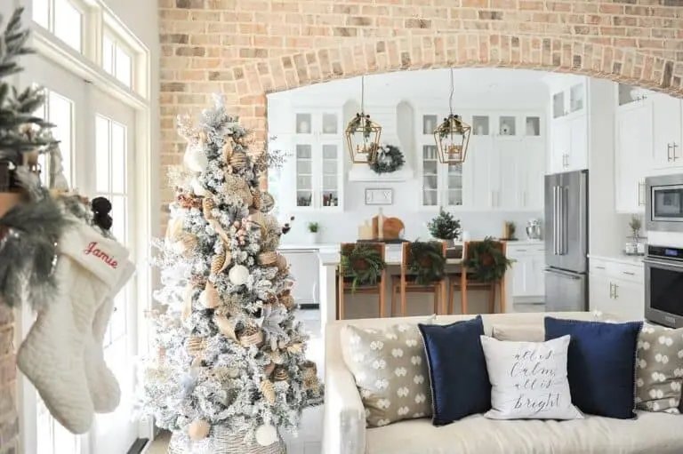 White Tree Gold Ornaments