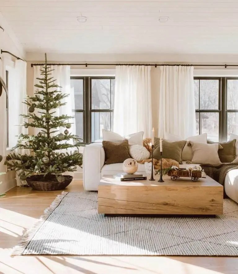 Wicker Basket Tree