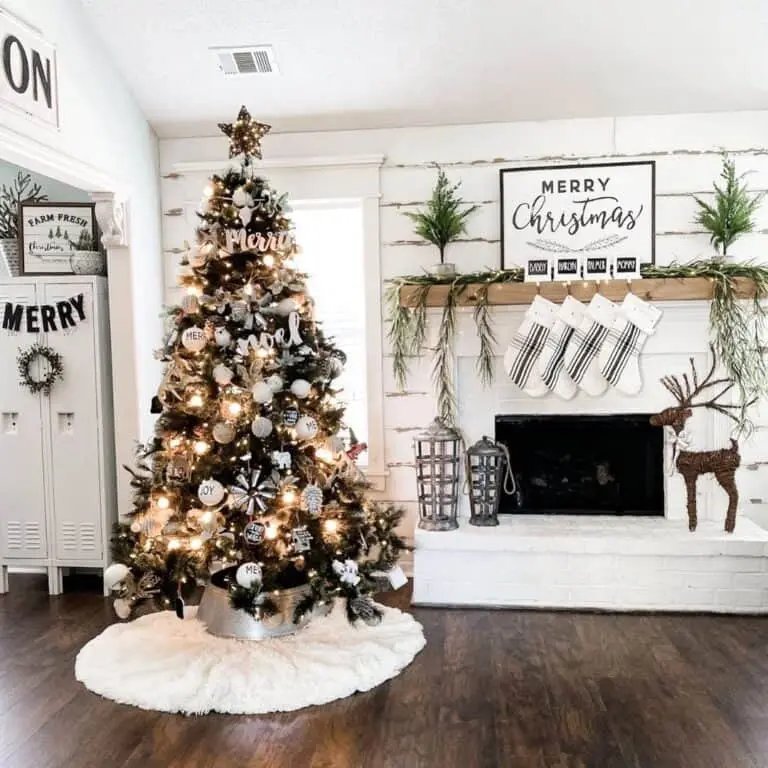 Wood Mantel Garland