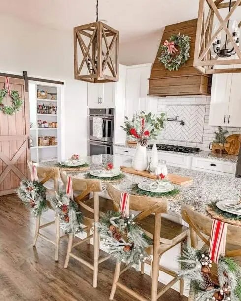 Christmas Table Wreaths