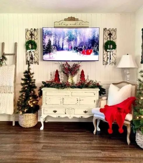 Farmhouse Christmas TV Stand