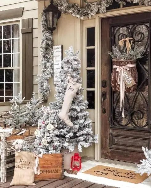 Neutral Christmas Porch