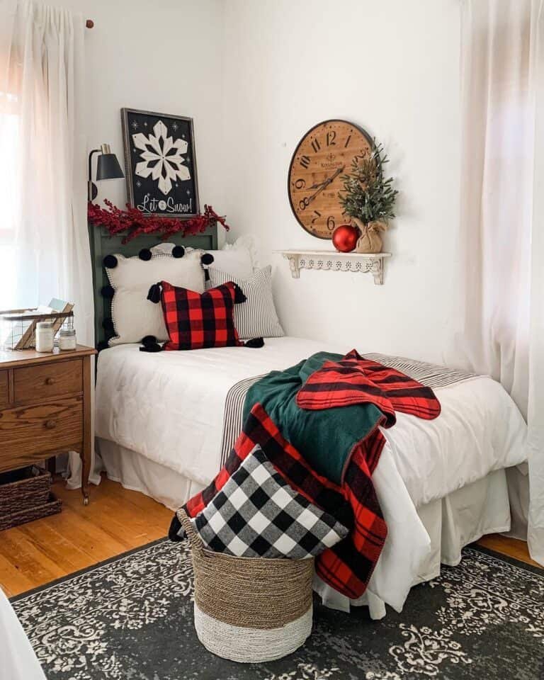 Plaid Quilt Set
