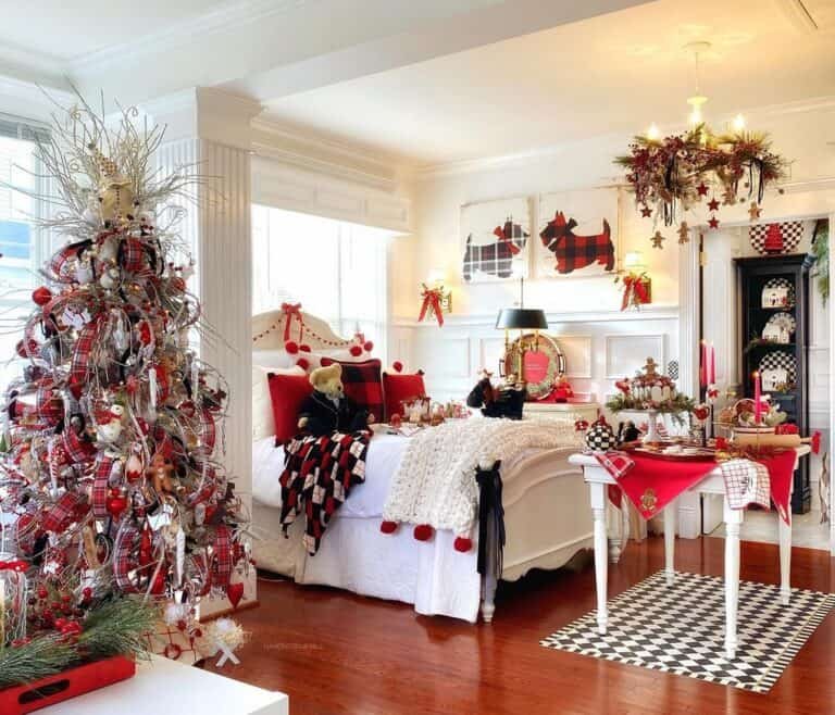 Red White Accents