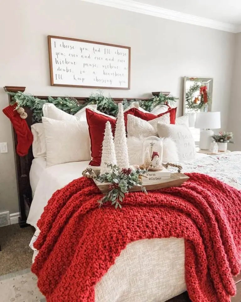 Red White Christmas Bedding