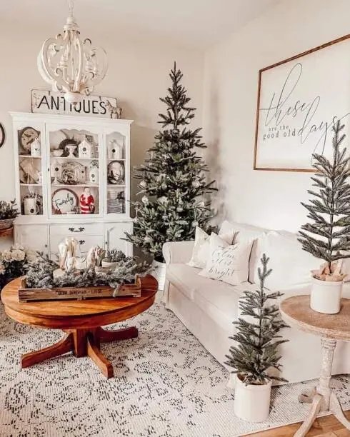 Simple Tree Ornaments