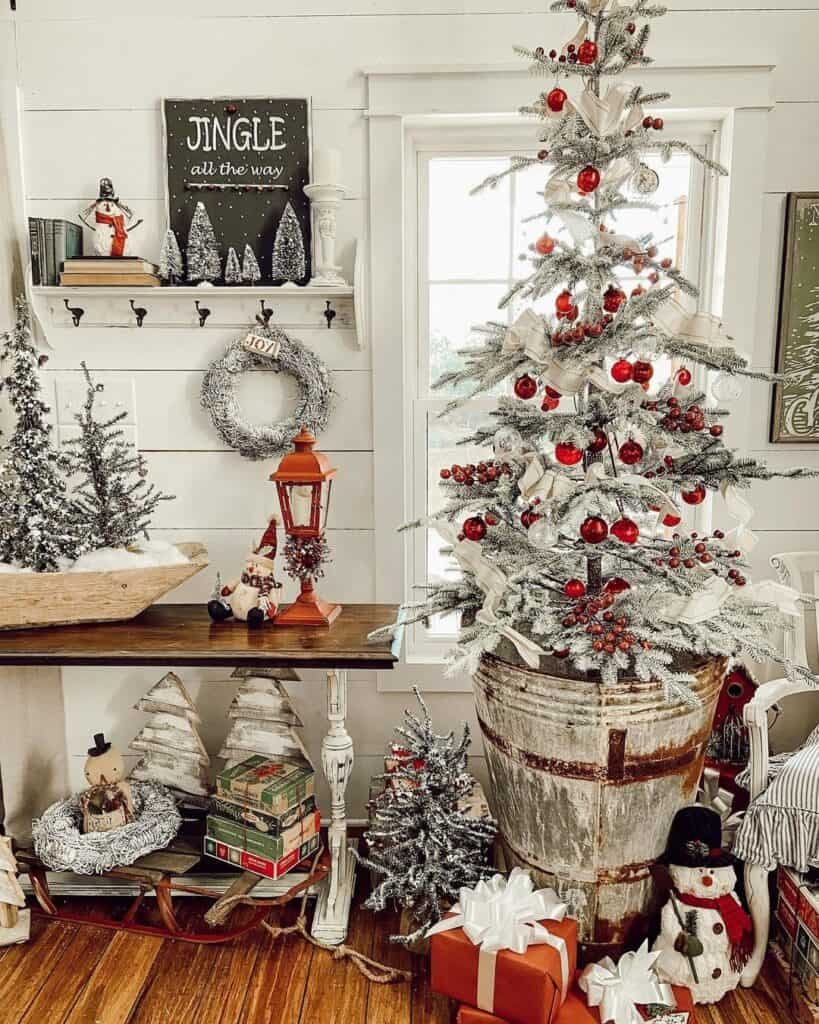 White Christmas Walls