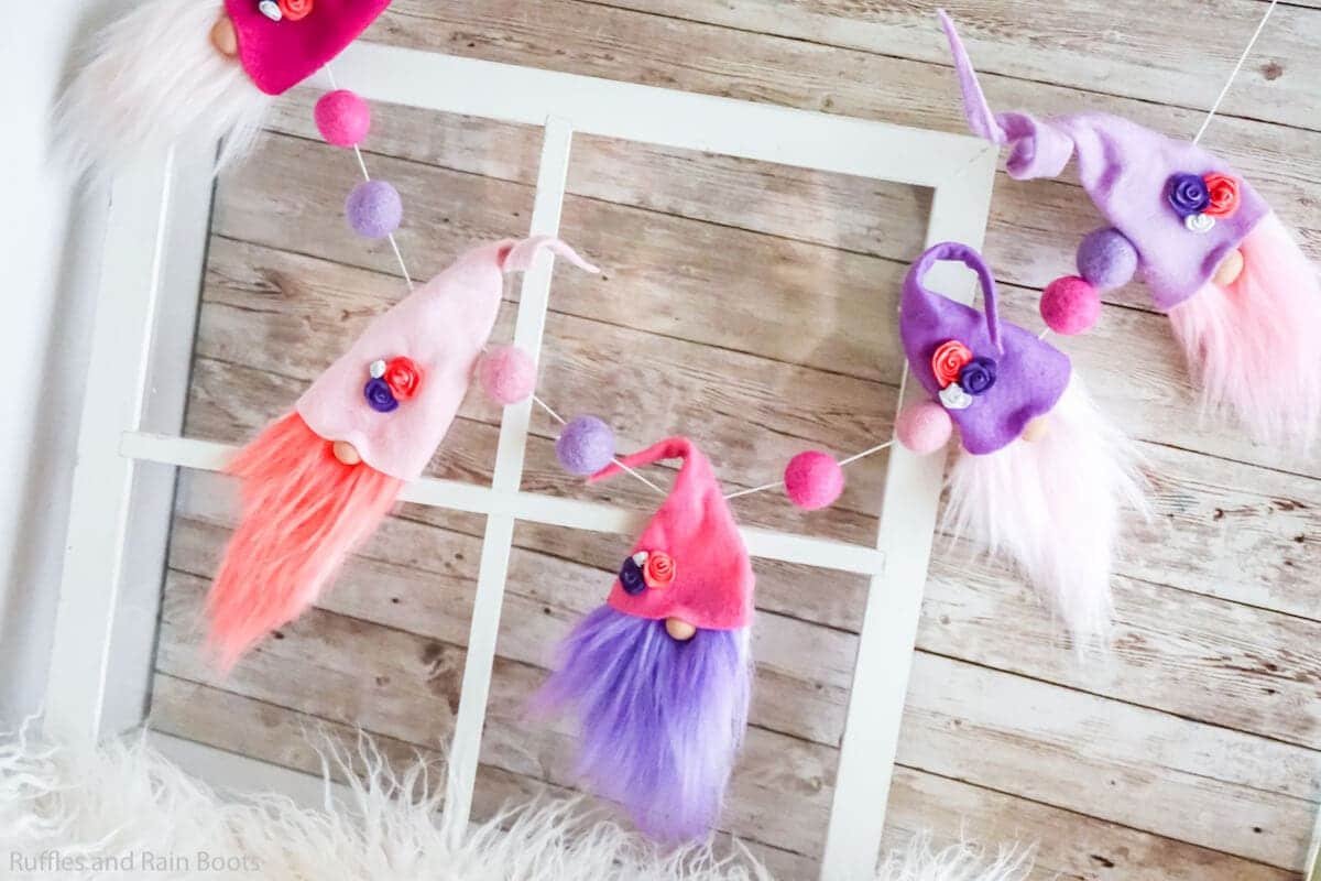 Valentine Gnome Garland