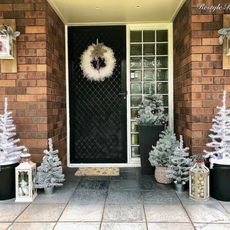 White Christmas Wreath