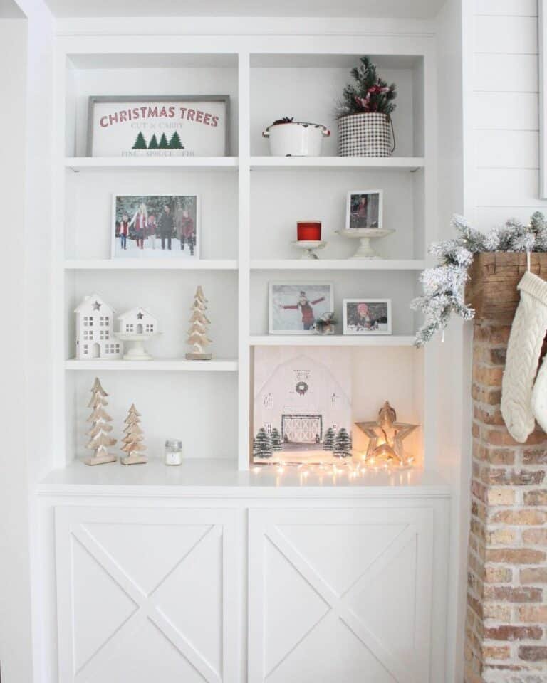 White Farmhouse Holiday