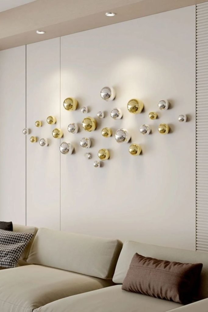 Metallic Wall Spheres