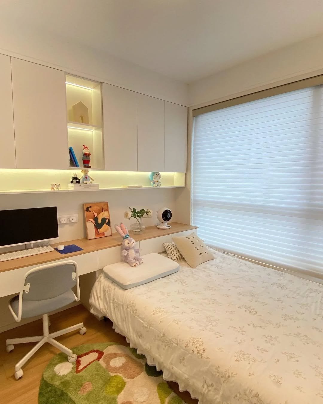 White Built-in Workspace