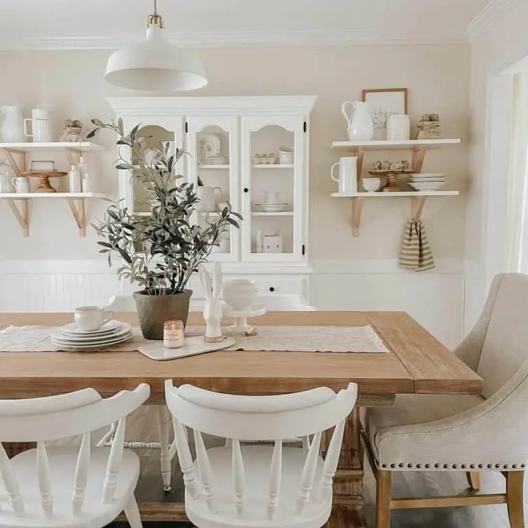 Minimalist Easter Centerpiece