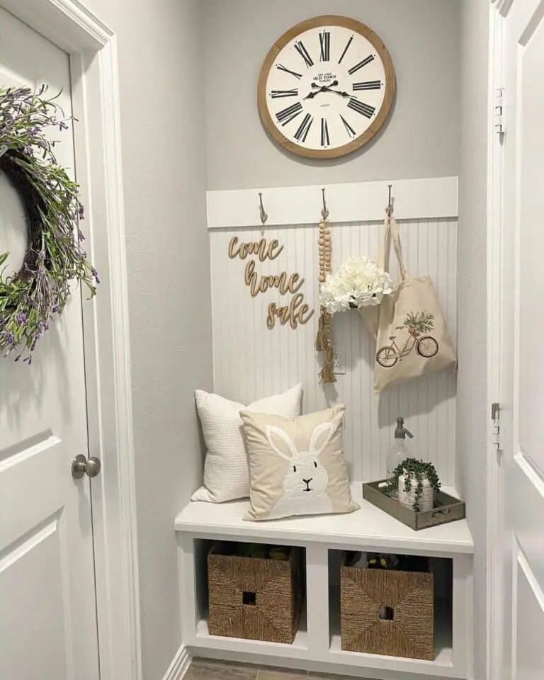 Small Mudroom Storage