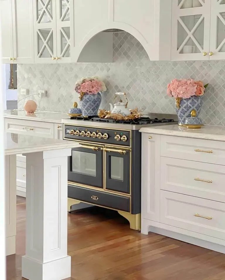 White Pink Kitchen