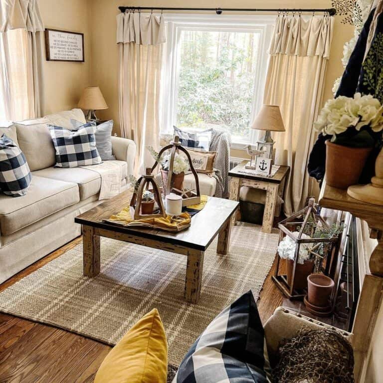 Coastal Plaid Accents