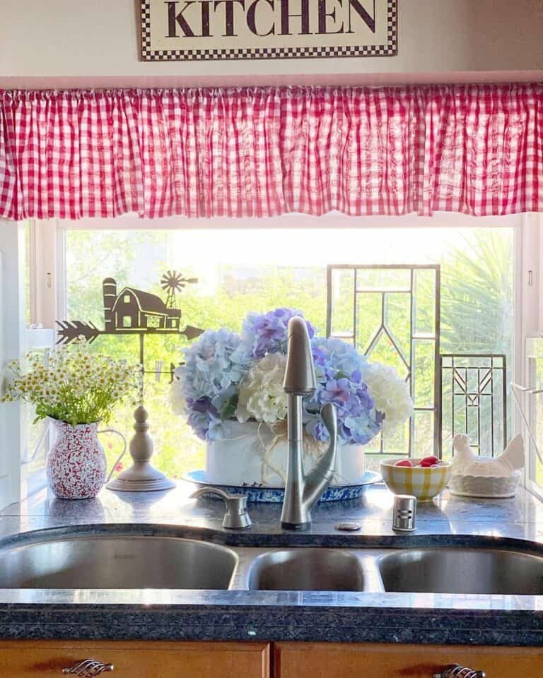 Floral Country Accents