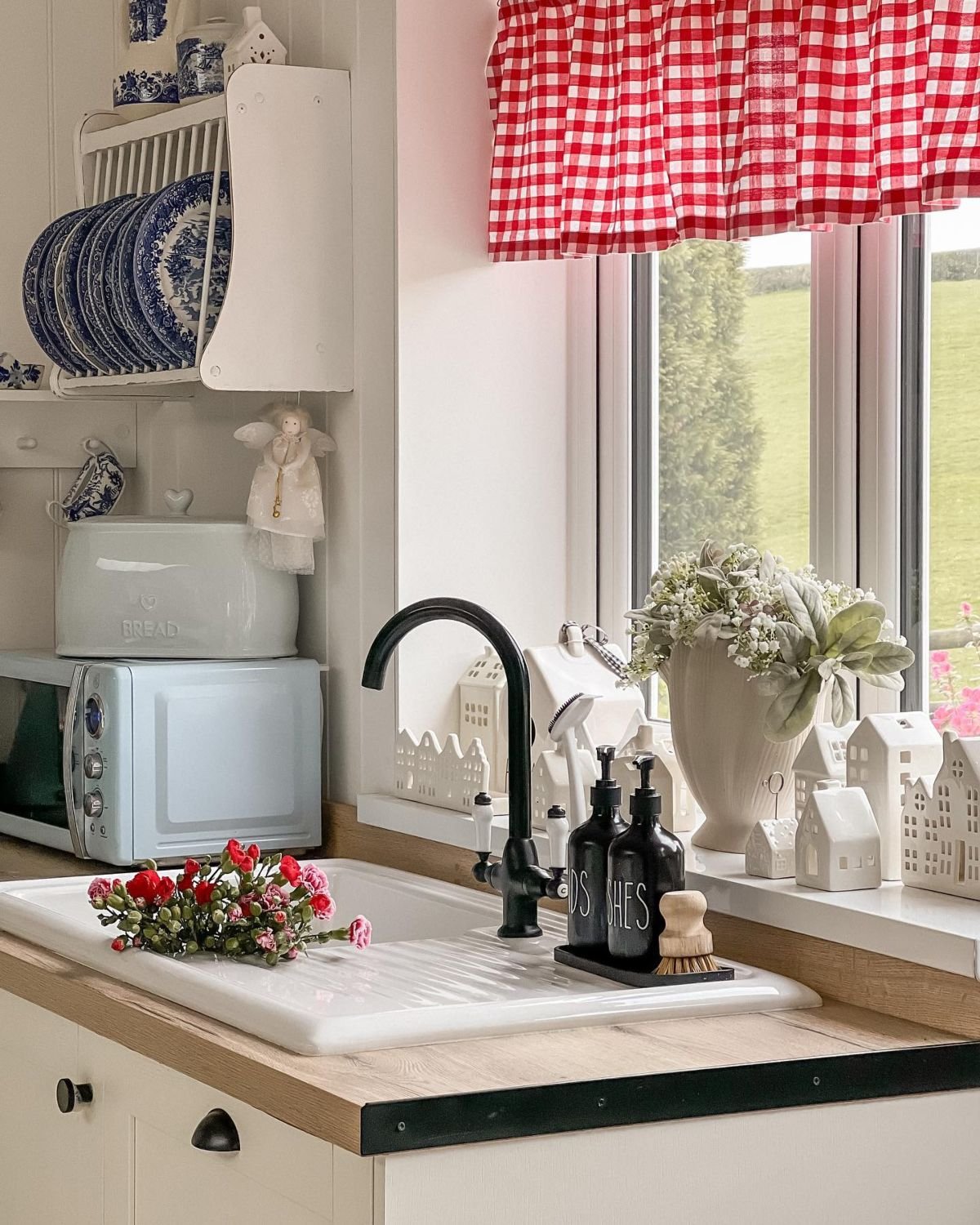 Gingham Kitchen Curtain