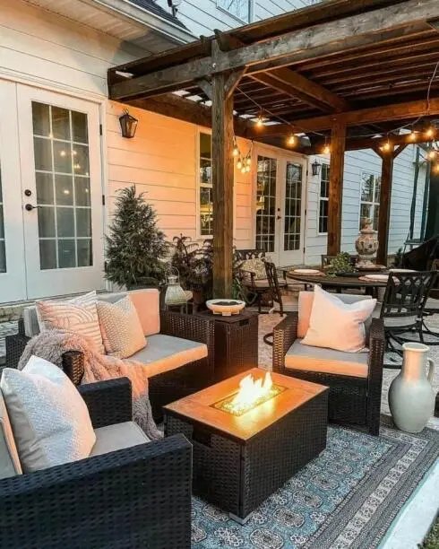 Pergola Fire Pit Setup