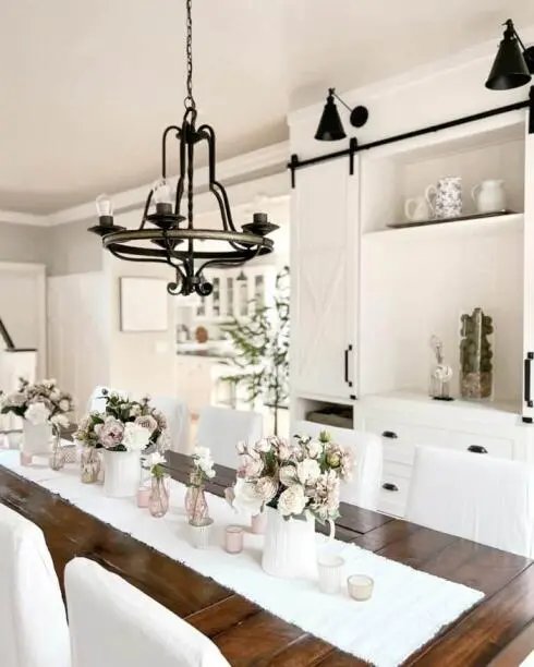 White Farmhouse Table