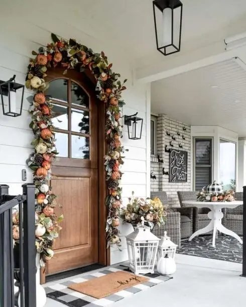Fall Garland Doorway