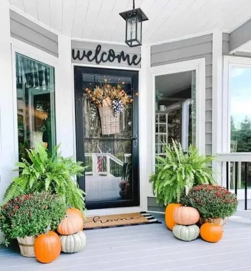 Pumpkin basket display