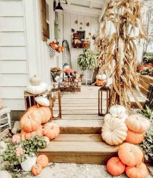 Pumpkin-lined front porch