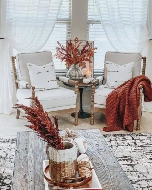 Rust accents with neutrals