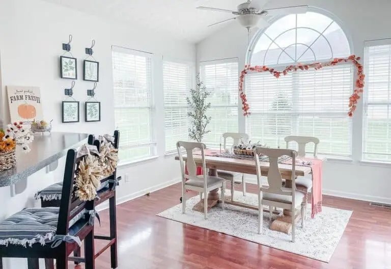 Sunlit Dining with Countertop Seats