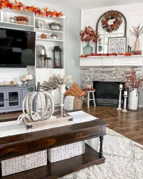 Warm florals, neutral woods