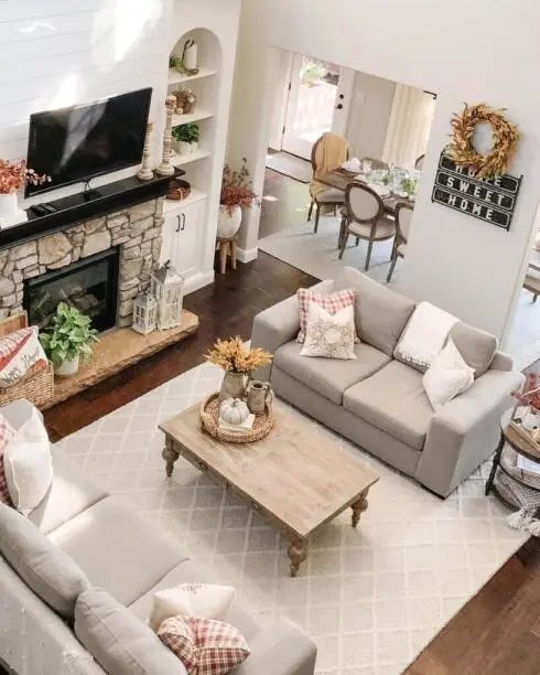 Warm Minimal Farmhouse Fall