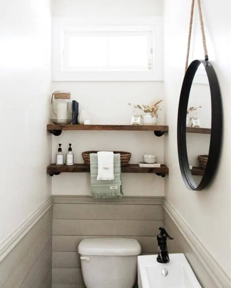 Wood towel shelves