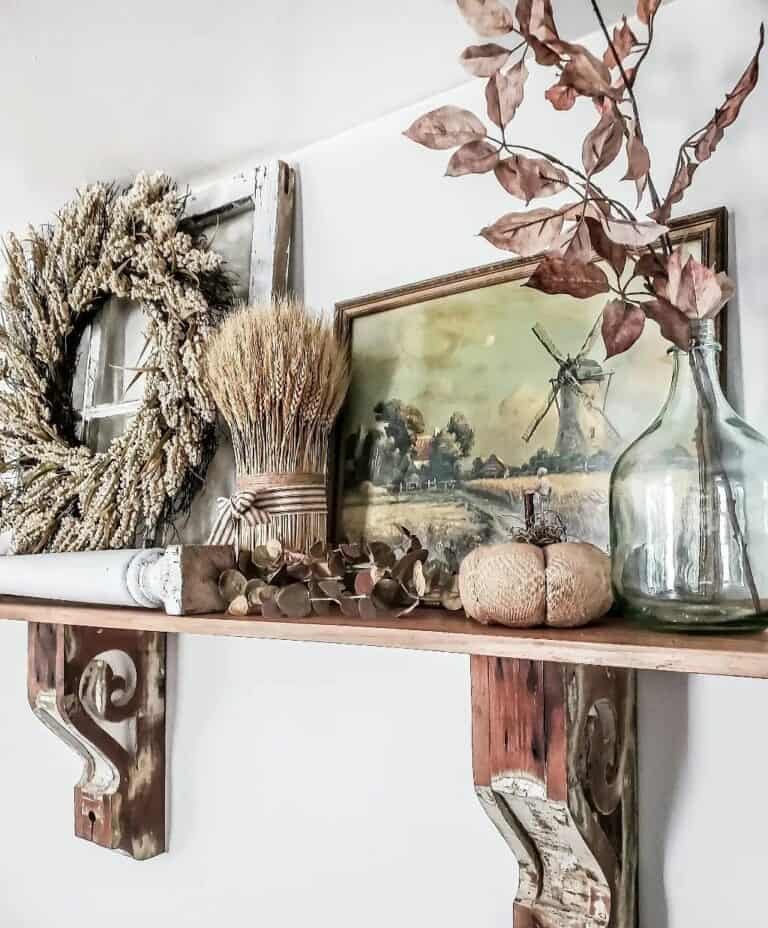 Wooden shelf with rustic corbels
