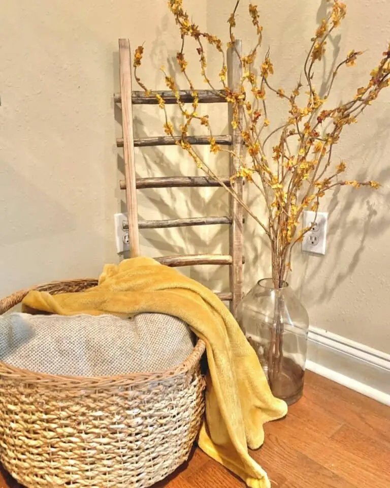 Yellow accents