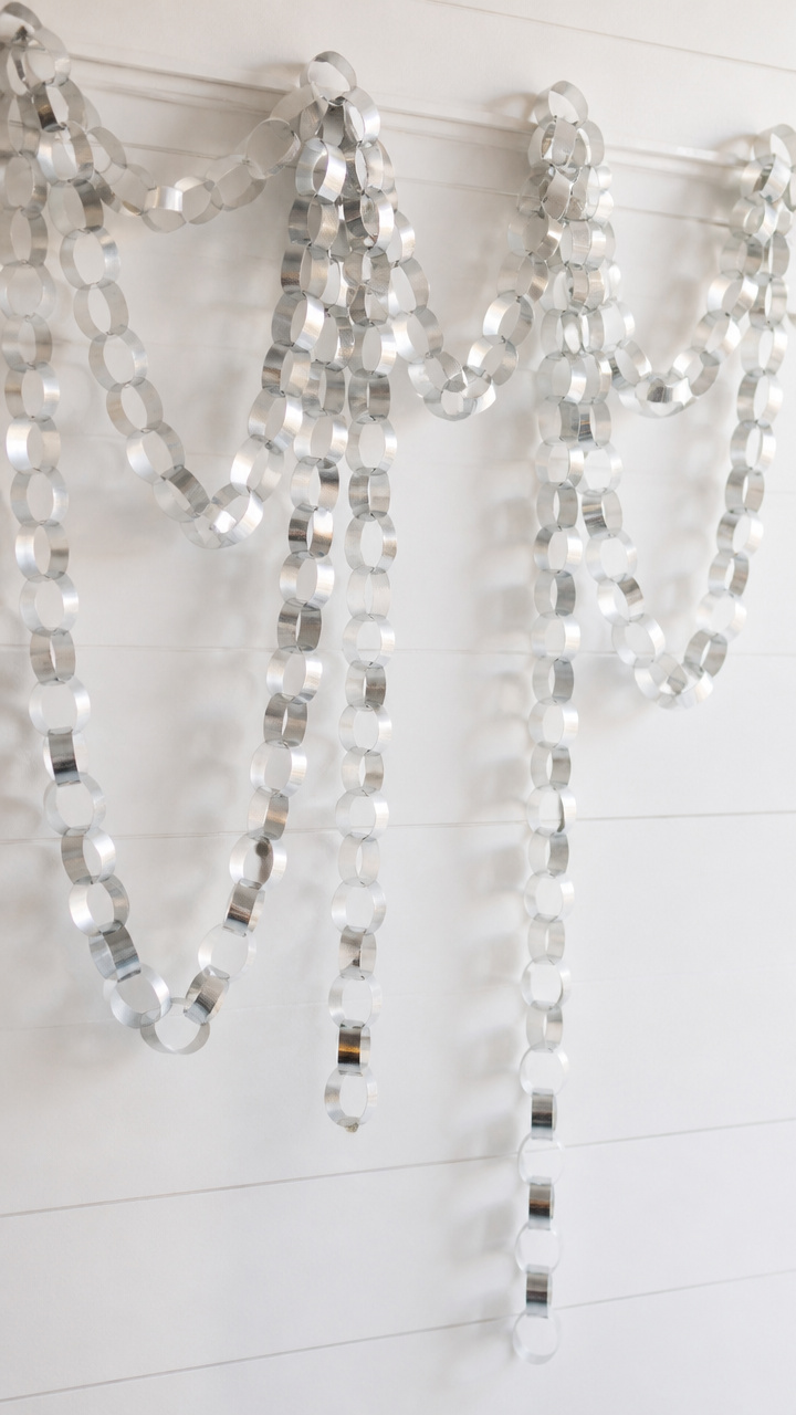 Paper Chain Icicles
