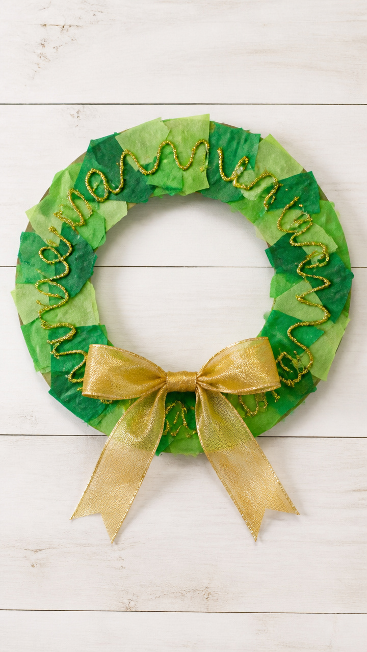 Paper Plate Wreaths